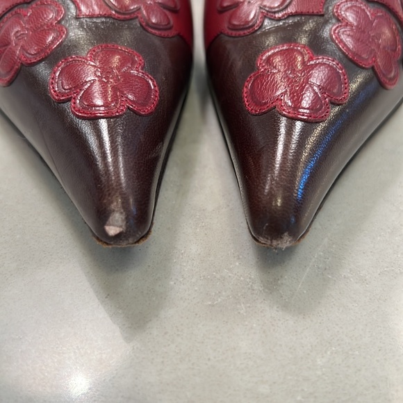 CHANEL Camellia Applique Slingbacks - Size 38 - Picture 4 of 5